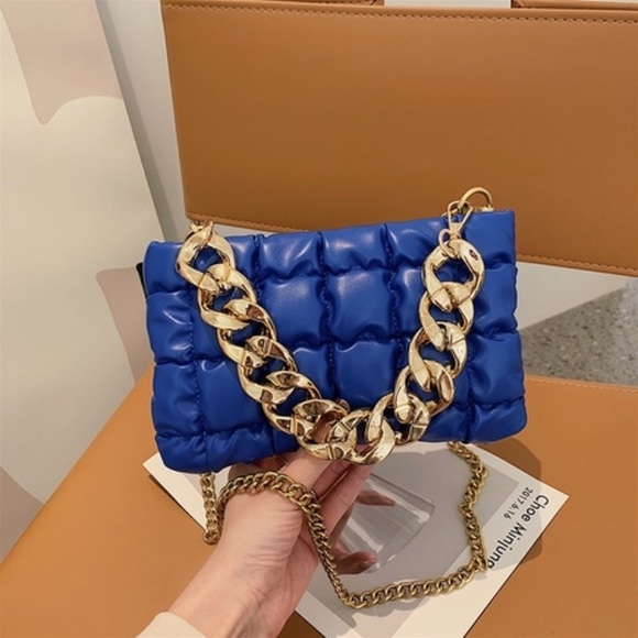 NWOT Stunning 2pcs Set/Royal Blue Big Brimmed Fedora Hat /Chain Purse - Picture 2 of 4